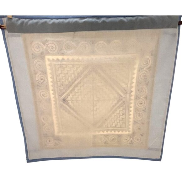 Vintage-Style Handcrafted Embroidered Square Tapestry With Geometric Patterns - Picture 8 of 8